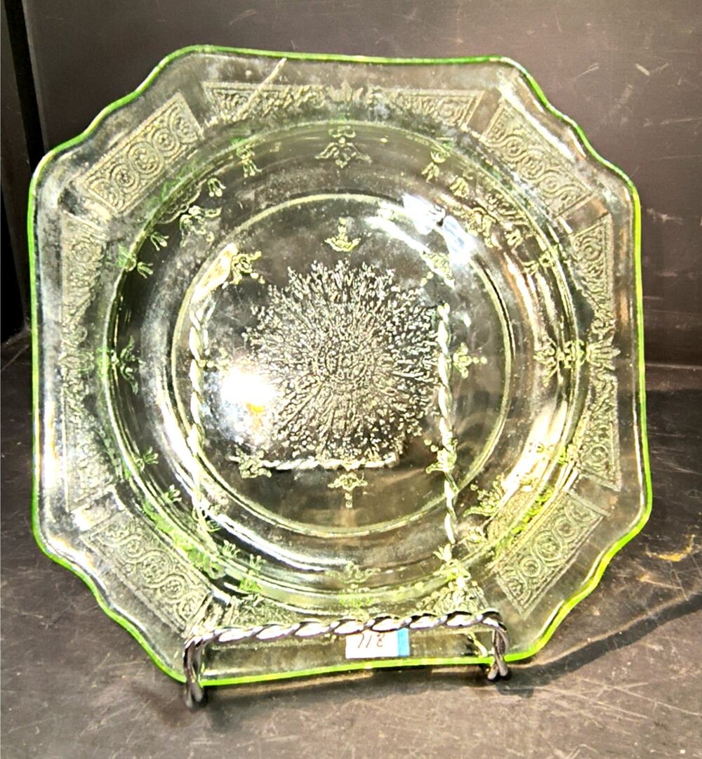718. Anchor Hocking Bread Plate or Ash Tray Princess pattern UV Reactive